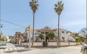 Ayz Silvela - Auto Check-In Property